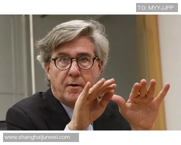 深圳网球队个人能力揭秘：网球巨献背后的训练与成长之路